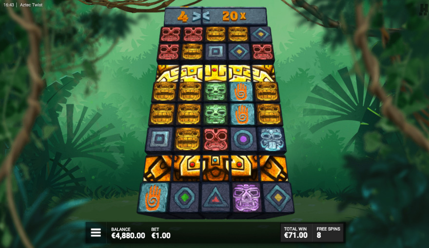 Aztec Twist free spins feature with golden mask elements
