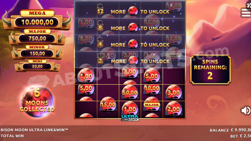 Ultra Link & Win feature showing 6 collected red moon symbols in the bonus game.