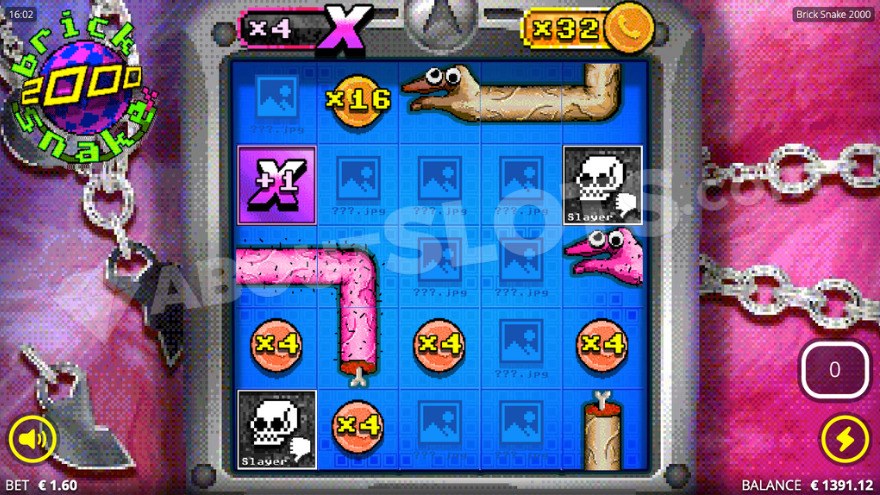 Snek Spins bonus game featuring two snake symbols on the reels.