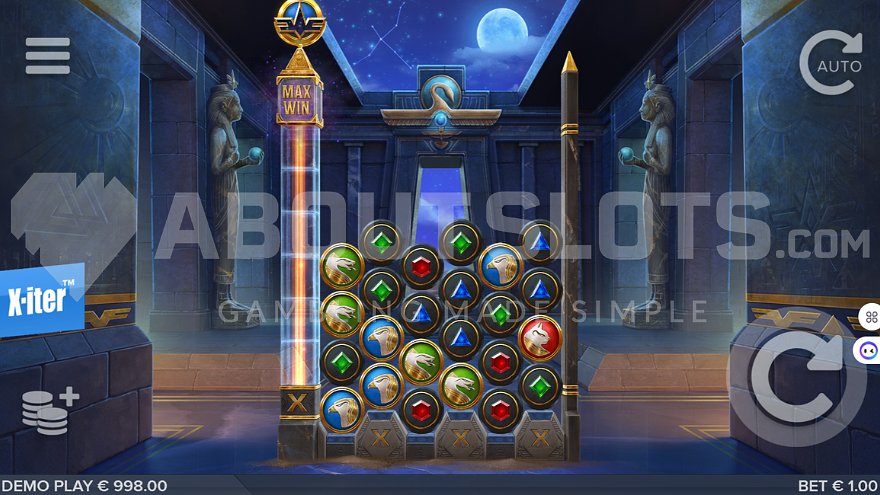 Gaming slot inside an Egyptian palace with an open ceiling revealing the night sky