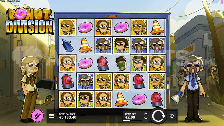 Base game with two police officers on the sides of the reels