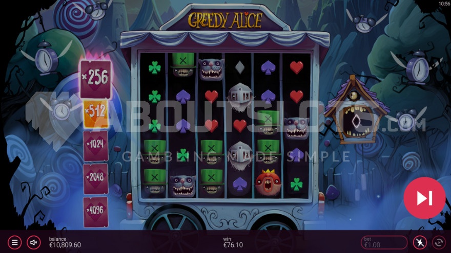 Night falls and various creatures appear when free spins feature activates