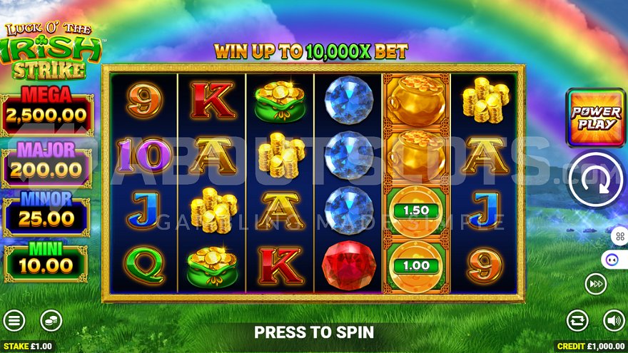 Luck O the Irish Strike slot base game on a green field background
