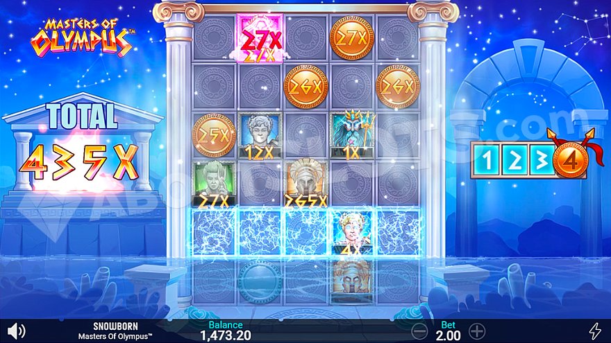 Spartan Bonus feature with expanded grid and multiple god symbols active